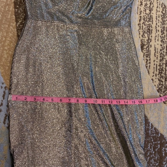 BLACK HALO Gold Sleeveless Crew Neck Above The Knee Party Body Con Dress 6 NWT - Picture 9 of 14